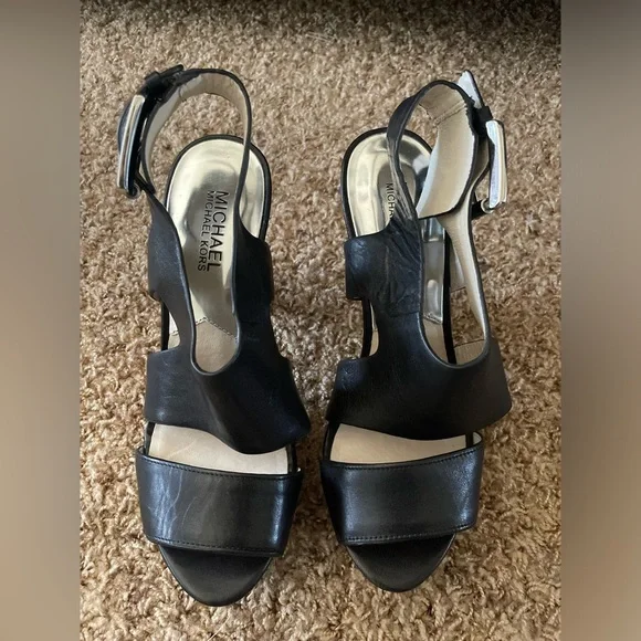 New Michael Kors Platform Heels Size 7 Black Leather - Picture 2 of 9